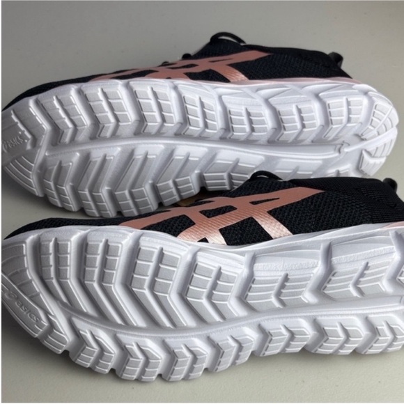 NWT ASICS GEL QUANTUM LYTE Black and Metallic
Rose Gold Running Shoes OG Box - Picture 9 of 13